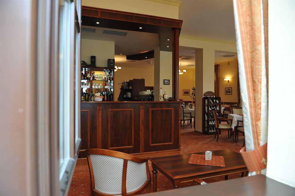 波德拉德酒店 Hluboká nad Vltavou 外观 照片